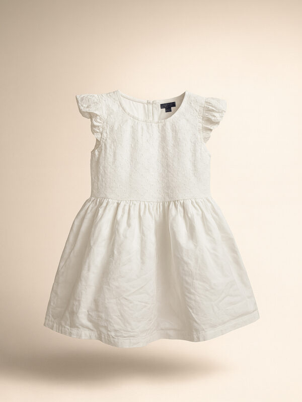 White half sleeve girls frock